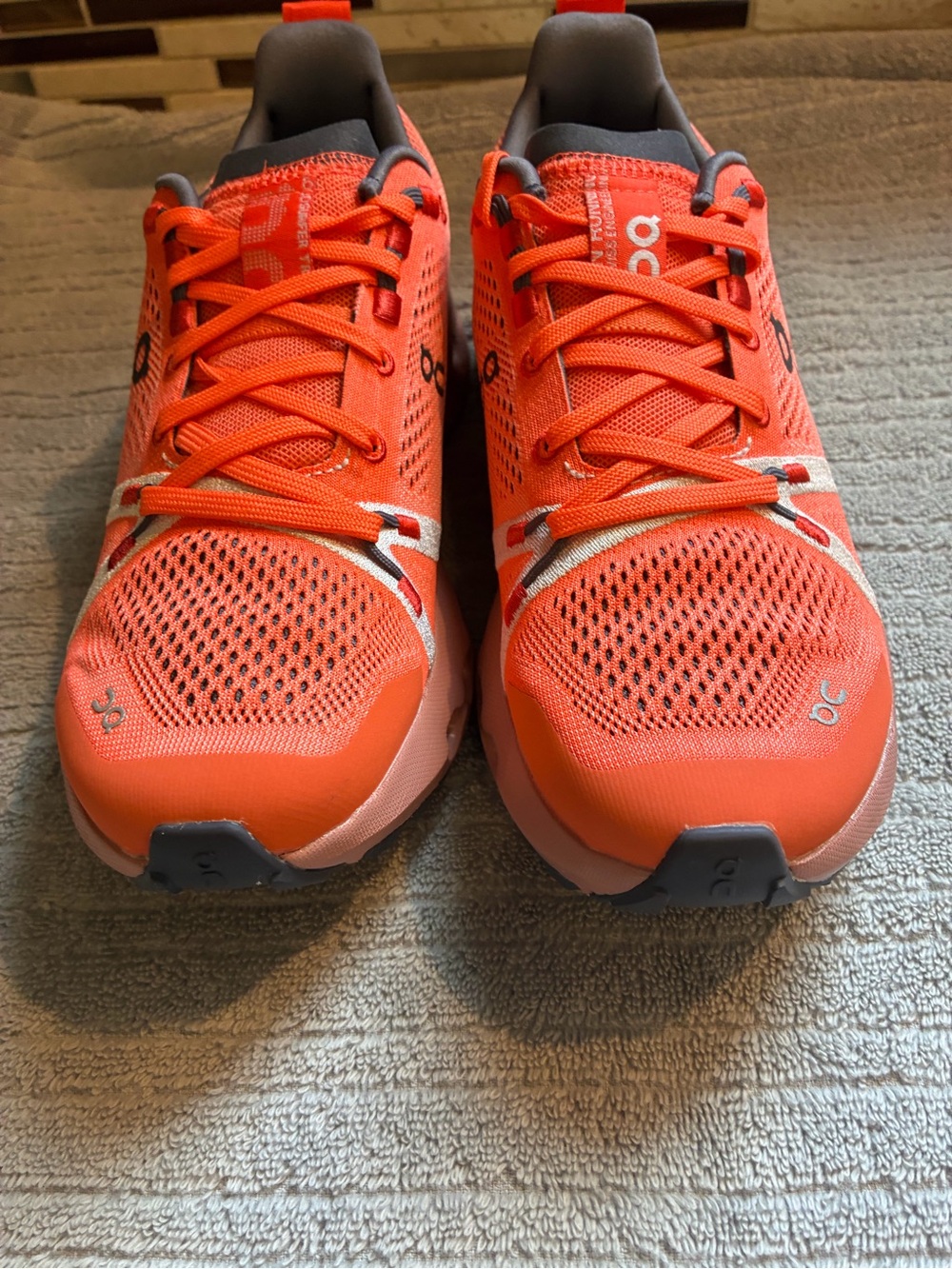 On Running women Shoes in Bright Orange